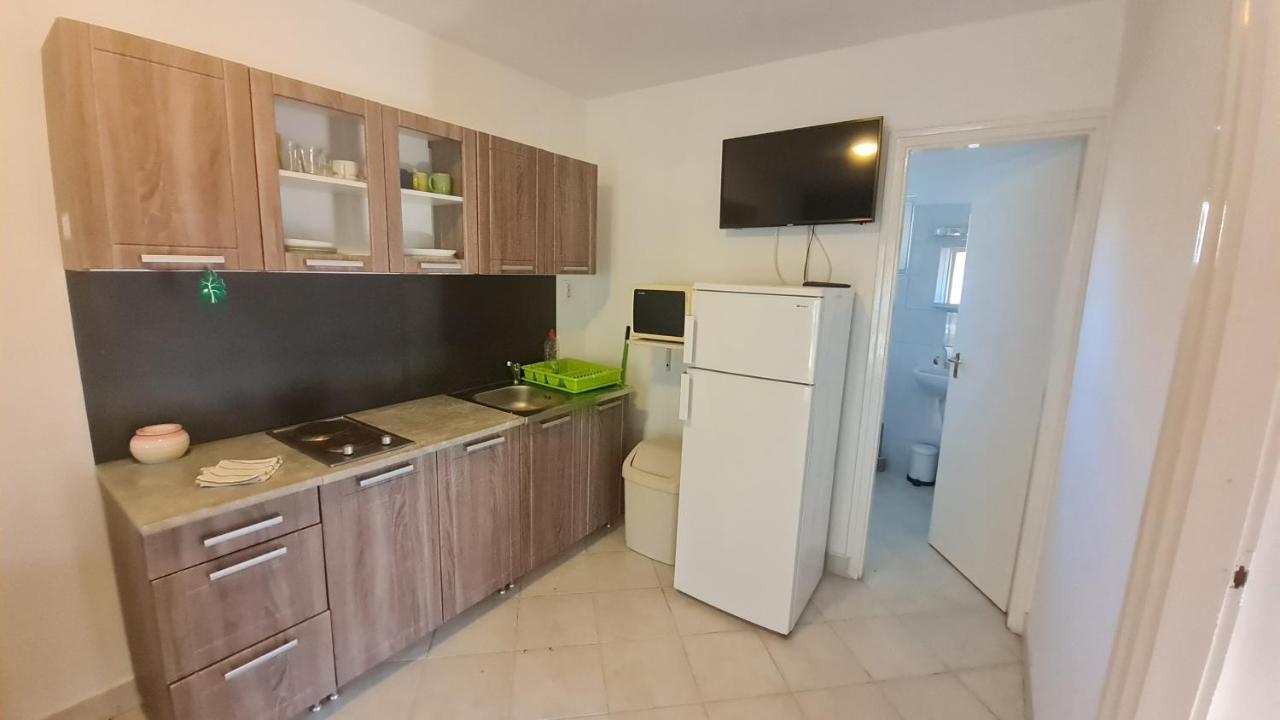 Yellow Sun 2 Apartman Apartamento Siófok Exterior foto